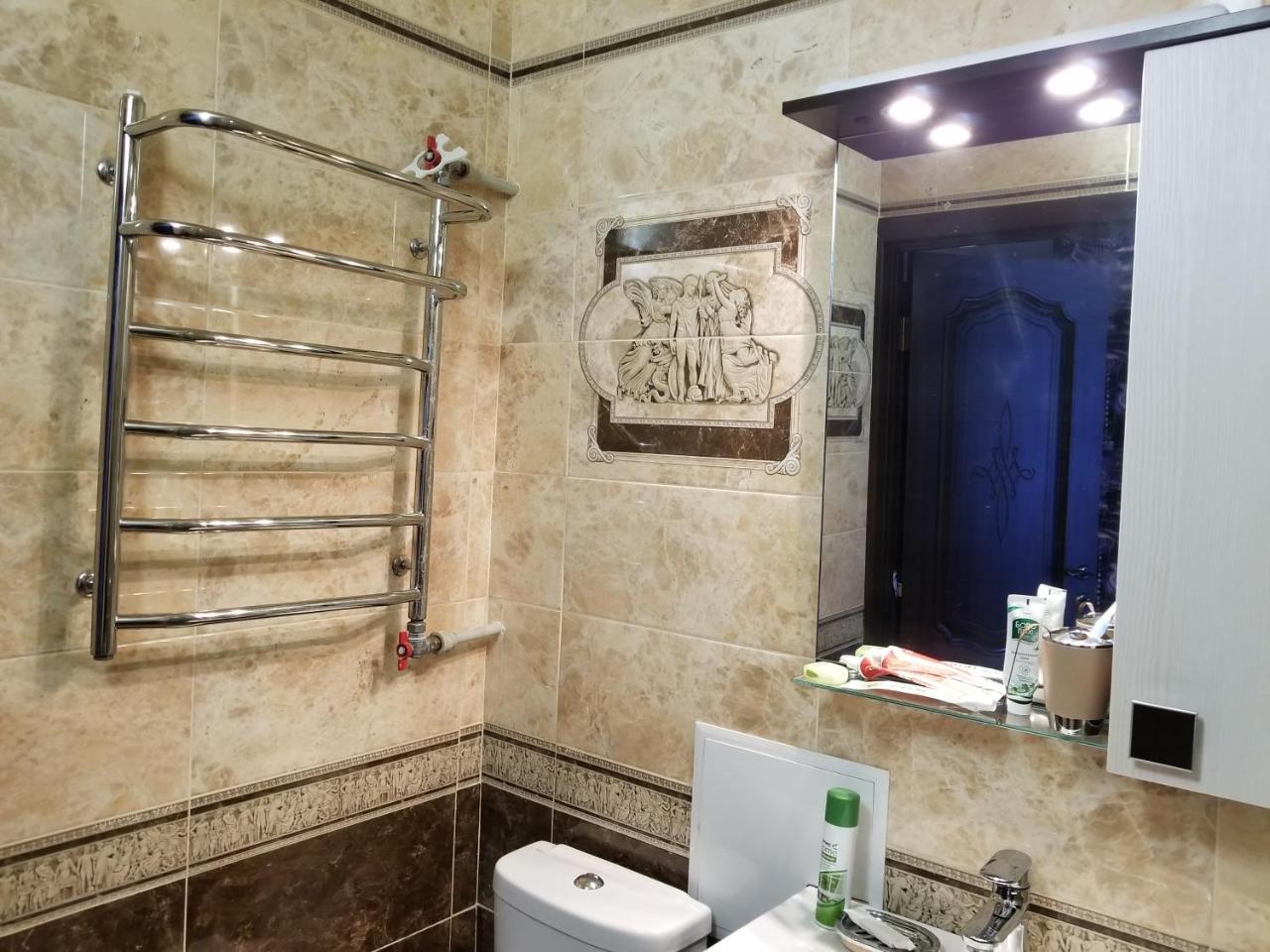 2Х Комнатная С Ремонтом В Центре.Renovated, Center Apartment Khmel'nyts'kyy Ngoại thất bức ảnh